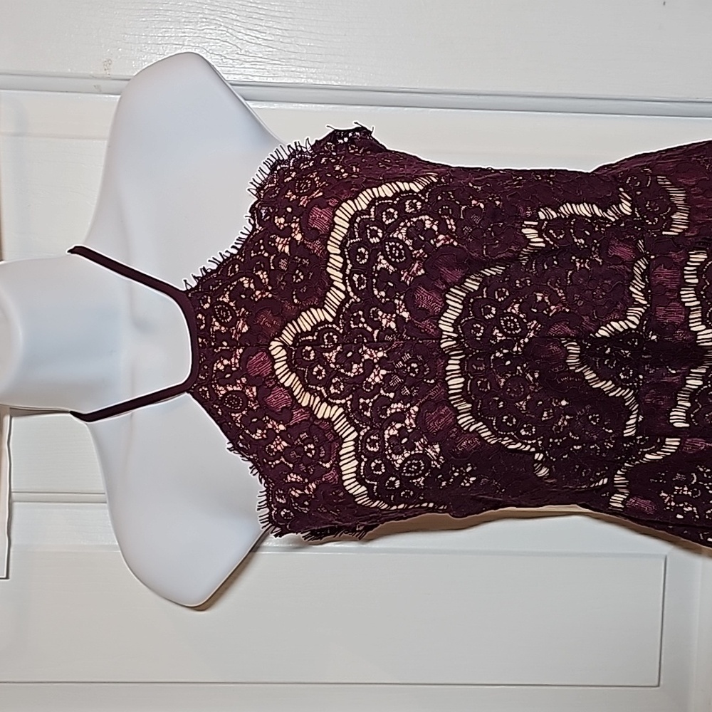 2 Francesca's dreses, XS Is NWT. S Is NWOT lacey maroon color - Picture 3 of 15